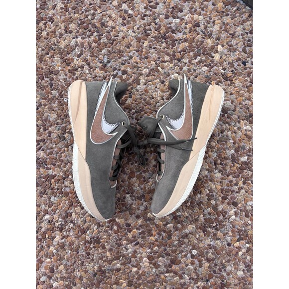 Nike LEBRON 20 'OLIVE GREEN’ - Picture 2 of 7